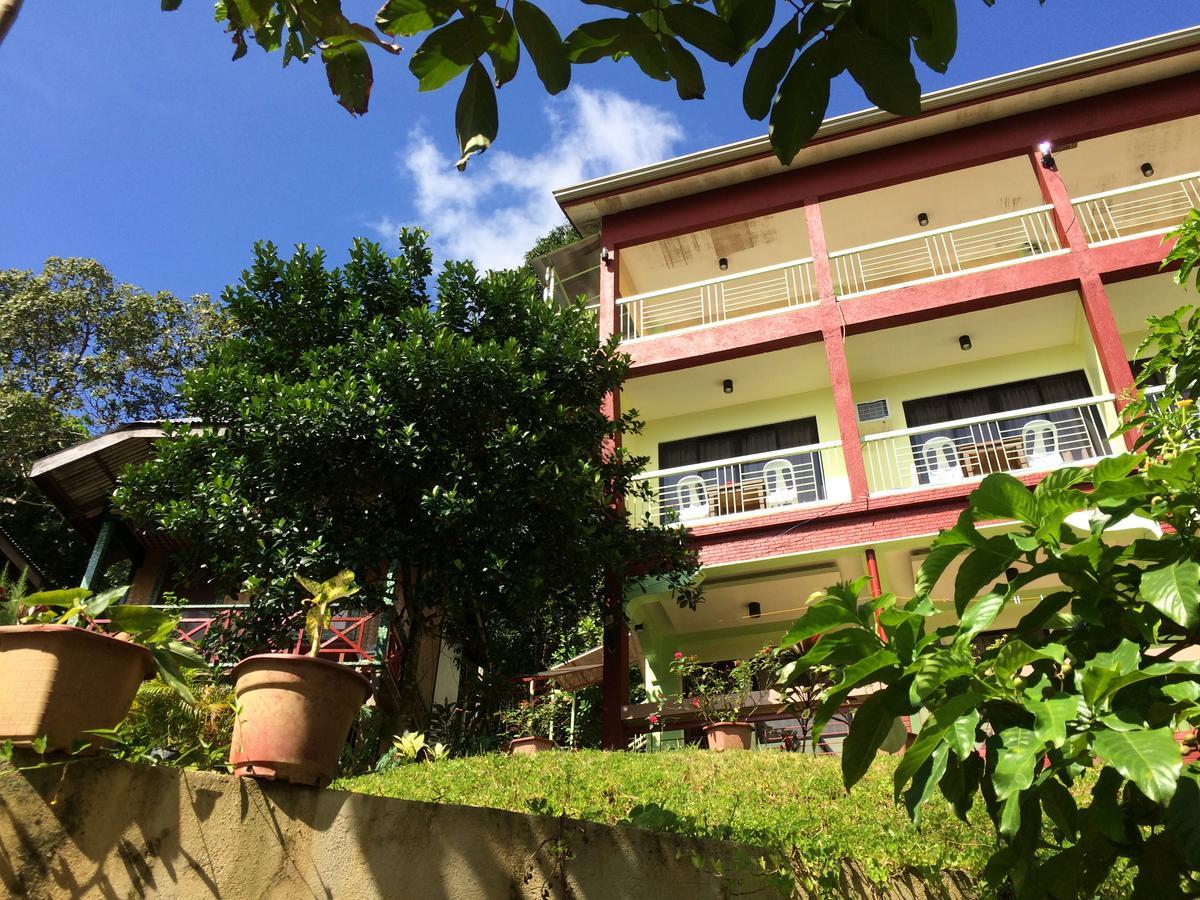 Columbus Inn Ел Нидо Екстериор снимка